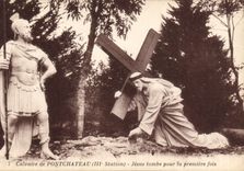 CPA Calvaire de Pontchateau III station Jesus tombe pour la premiere fois 