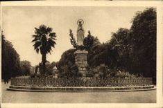 CPA Lourdes la Vierge Couronnee 