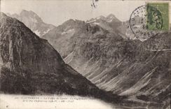 CPA Cauterets la Vallee de Gaube le Vignemale et le Pic Chabarrou 