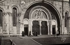 CPA Lourdes Entree du Rosaire 