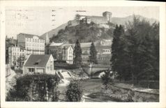 CPA Lourdes le Chateau Fort et le Gave 