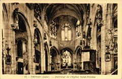 CPA Troyes Aube Interieur de l'eglise Saint Nicolas 