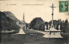 CPA Lourdes La Basilique et le Calvaire Breton 