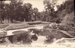 CPA Nimes Le Jardin de la fontaine La Source 