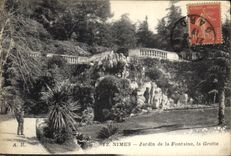 CPA Nimes Jardin de la Fontaine la Grotte 