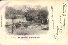 CPA Nimes Le Square de la Fontaine 