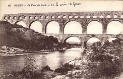 CPA Nimes Le Pont du Gard 