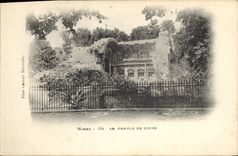 CPA Nimes Le Temple de Diane 