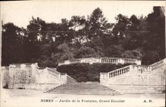 CPA Nimes Jarin de la Fontaine Grand Escaller 