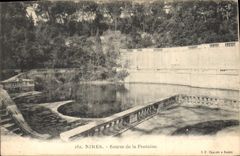 CPA Nimes Source de la Fontaine 