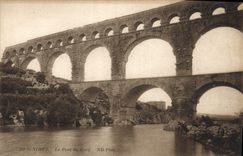 CPA Nimes Le Pont du Gard 