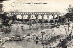 CPA Nimes Le Pont du Gard 