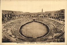 CPA Nimes Les Arenes Vue interieure 