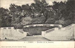 CPA Nimes Escalier de la fontaine 