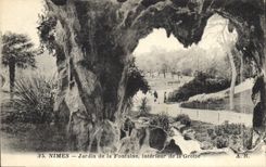 CPA Nimes Jardin de la Fontaine interieur de la Grotte 