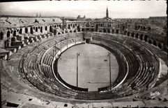 CPA Nimes Gard Les Arenes Romaines 