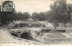 CPA Nimes vue generale de la Fontaine 