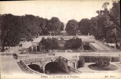 CPA Nimes le Jardin de la Fontaine 