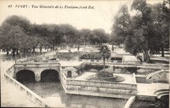 CPA Nimes vue generale de la Fontaine cote est 