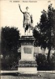 CPA Nimes Statue d'Antonin 