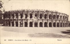 CPA Nimes Les Arenes cote sud 