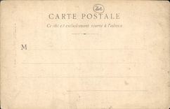 CPA Nimes Statue d'Alphonse Daudet 