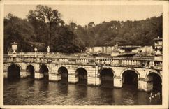 CPA Nimes Gard Jardin de la fontaine les bains romains 