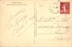 CPA Nimes Gard Galerie faisant le tour des Arenes 