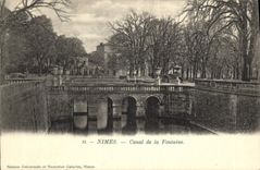 CPA Nimes Canal de la Fontaine 