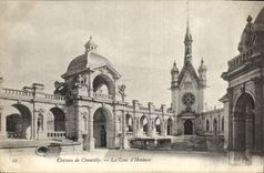 CPA Chateau de Chantilly la Cour d'Honneur 