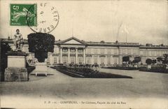 CPA Compiegne Le Chateau Facade du cote du Parc 