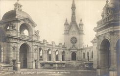 CPA Chateau de Chantilly coeur d'honneur la Chapelle 