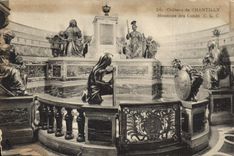 CPA Chateau de Chantilly Mausolee des Conde 