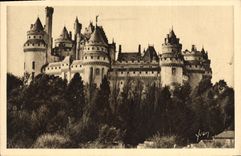 CPA La Douce France Chateau de Pierrefonds Oise Cote est 