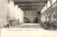 CPA Chateau de Pierrefonds La Salle des Gardes 
