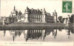 CPA Chantilly Le Chateau facade nord est 