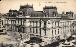 CPA Lyon La Prefecture 