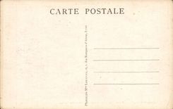 CPA Lyon Artistique Place Edgard Quinet et l'eglise Saint Pothin 