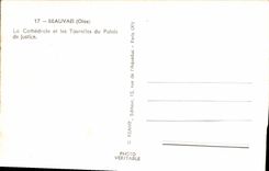 CPA Beauvais Oise La Cathedrale et les Tourelles du Palais de Justice