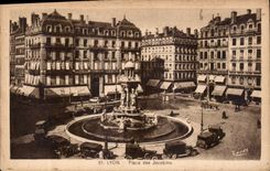 CPA Lyon Place des Jacobins 