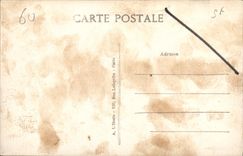CPA Senlis Oise La Cathedrale Le Parvis Cote Sud 
