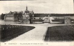CPA Chantilly Vue generale prise de la Route des Lions 
