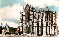 CPA Beauvais Oise La Cathedrale 
