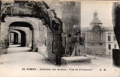 CPA Nimes Interieur des Arenes Vue du Promenoir 