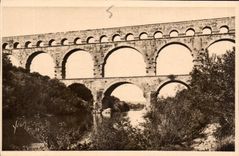 CPA Nimes Gard Le Pont du Gard 