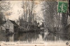 CPA Nogent le Rotrou Les Bords de l'Huisne 