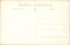CARTE PHOTO Femme Château