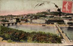 CPA Lyon Le Pont du Palais de Justice le Pont Tilsiit et le Coteau de Fourviere 