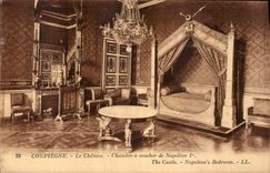 CPA Compiegne Le Chateau Chambre a coucher de Napoleon 