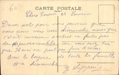 CPA Compiegne Oise Place du Palais 